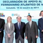 Antonio Silván y Tomás Villanueva, con Agustín Hernández, Isabel Marqués, Anai Astiz, Francisco Javier Rodríguez Argüeso y Mikel Díez