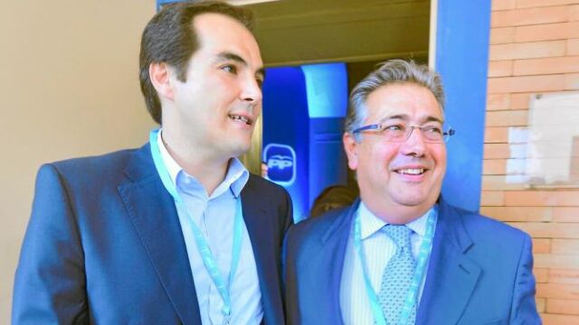 José Antonio Nieto y Juan Ignacio Zoido, ayer en Córdoba