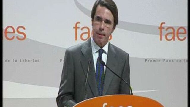 José María Aznar ha entregado hoy el Premio FAES de la Libertad 2012 a Mario Vargas Llosa