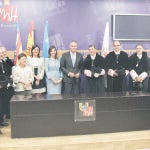 Alberto Fabra junto a los rectores de las ocho universidades valencianas en el acto de apertura del curso académico