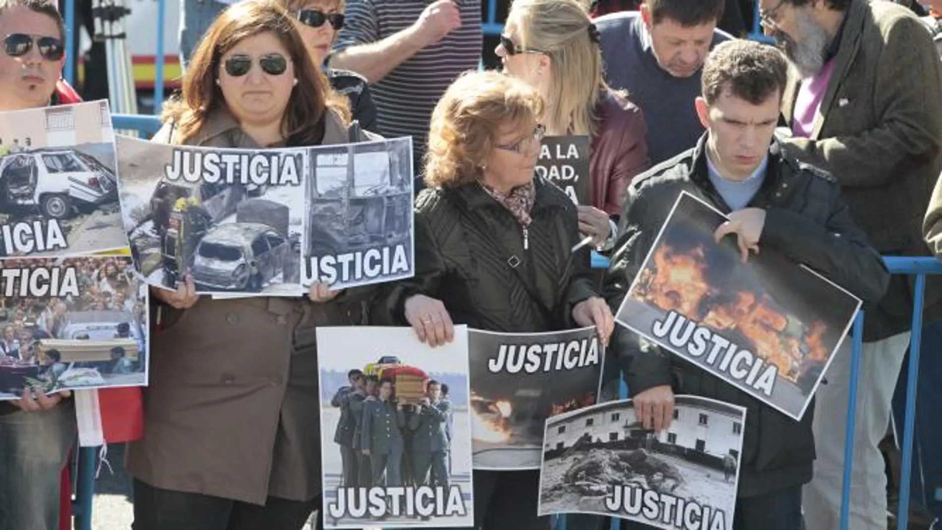 Las víctimas salen a la calle para exigir justicia y un fin de ETA sin impunidad