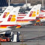 Tripulantes de cabina de Iberia desconvocan la huelga del 11 y 14 de mayo