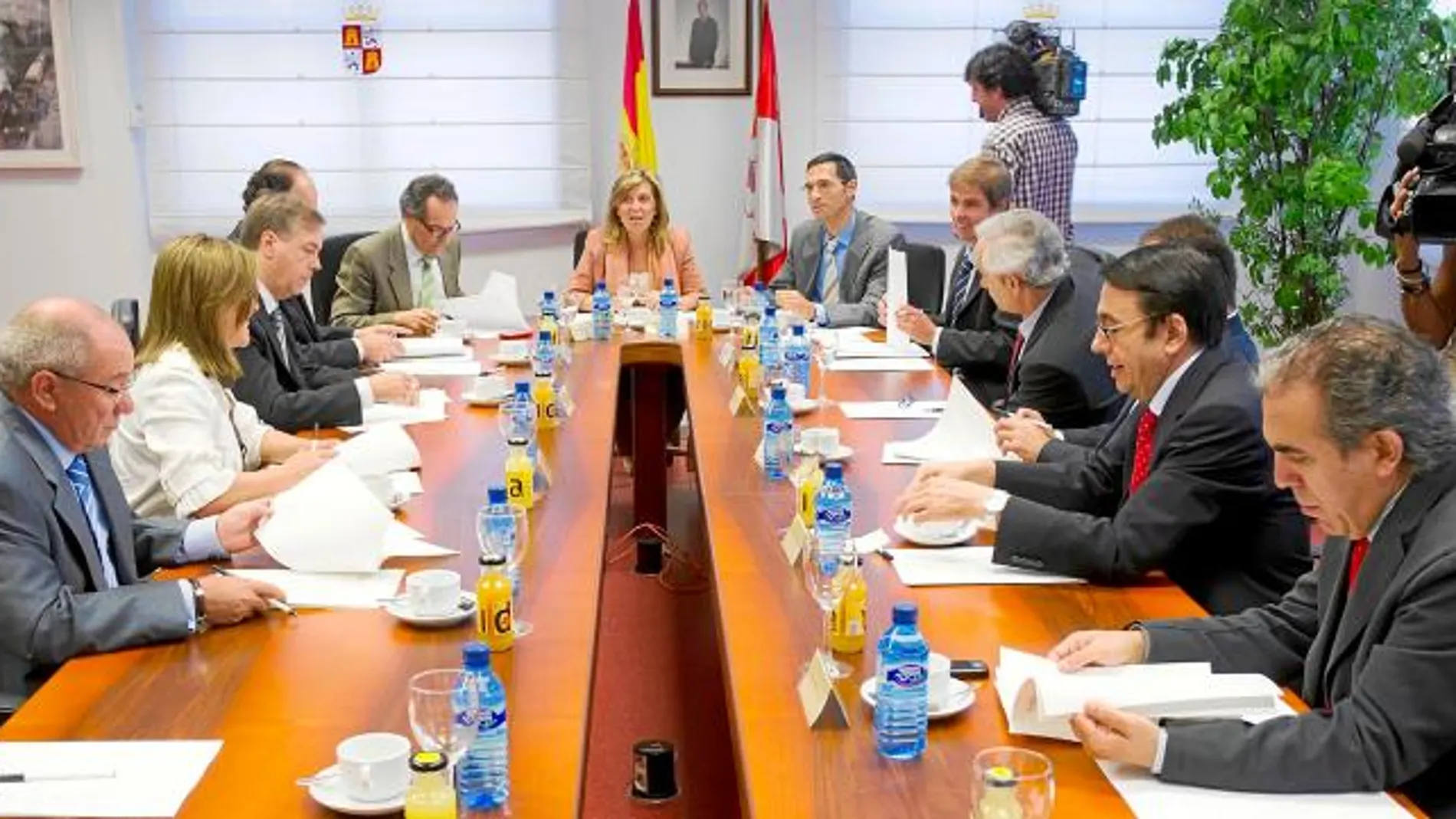 La viceconsejera María José Salgueiro presidió la Comisión Asesora de Justicia de Castilla y León