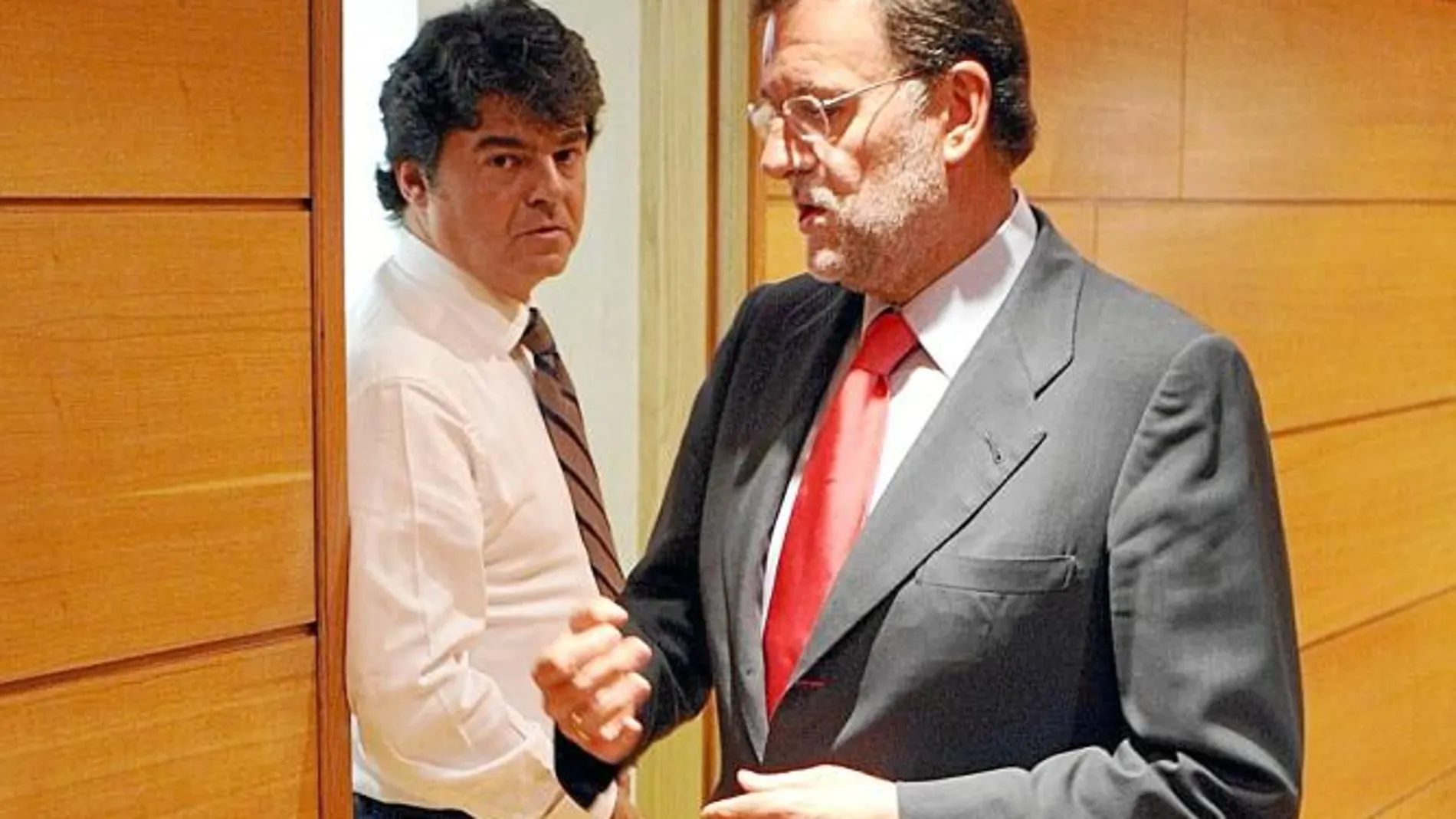 El presidente electo junto a Jorge Moragas