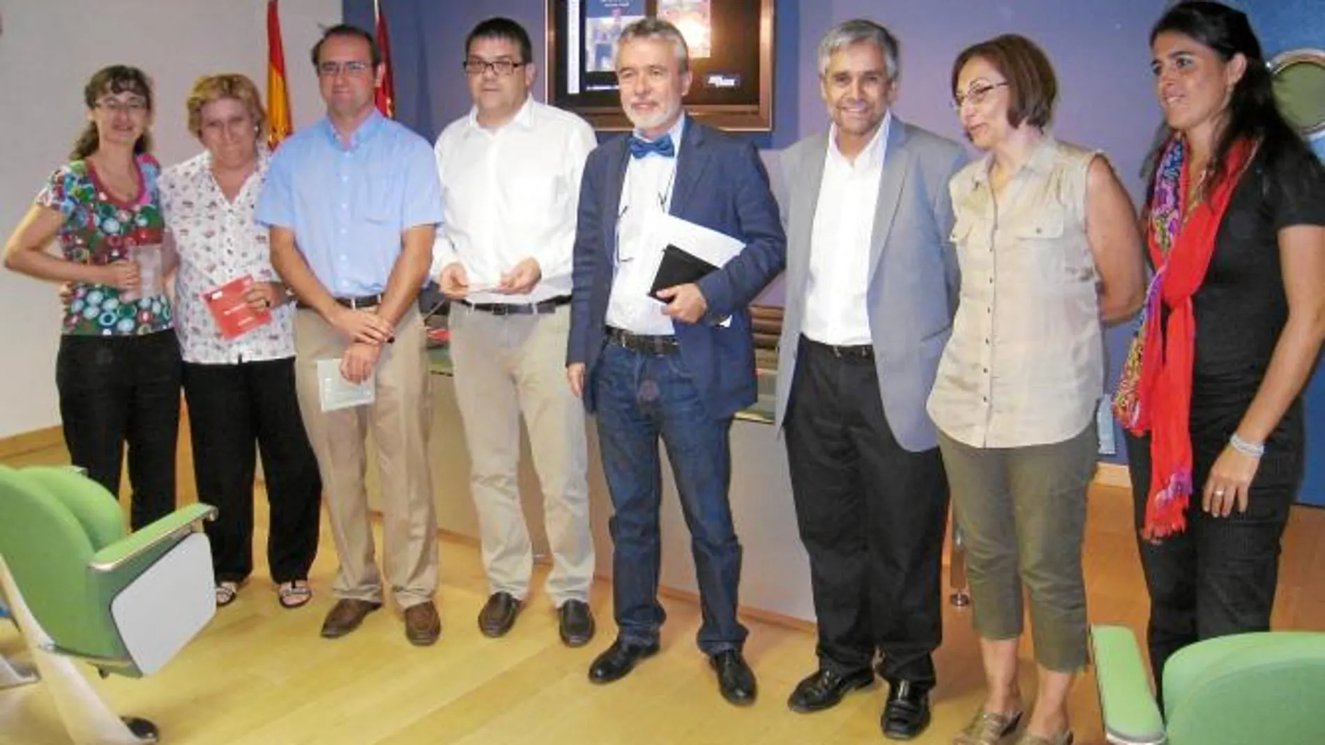 El director general de Bienes Culturales, Francisco Giménez, con los responsables de los distintos museos