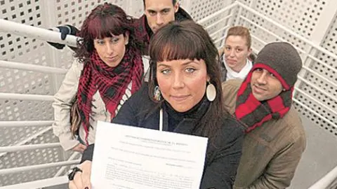 «Nos ha dicho que si no hay suelo nos devolverá el dinero»