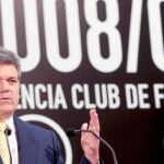 Villalonga no se olvida del Valencia CF y podría estar estudiando su control