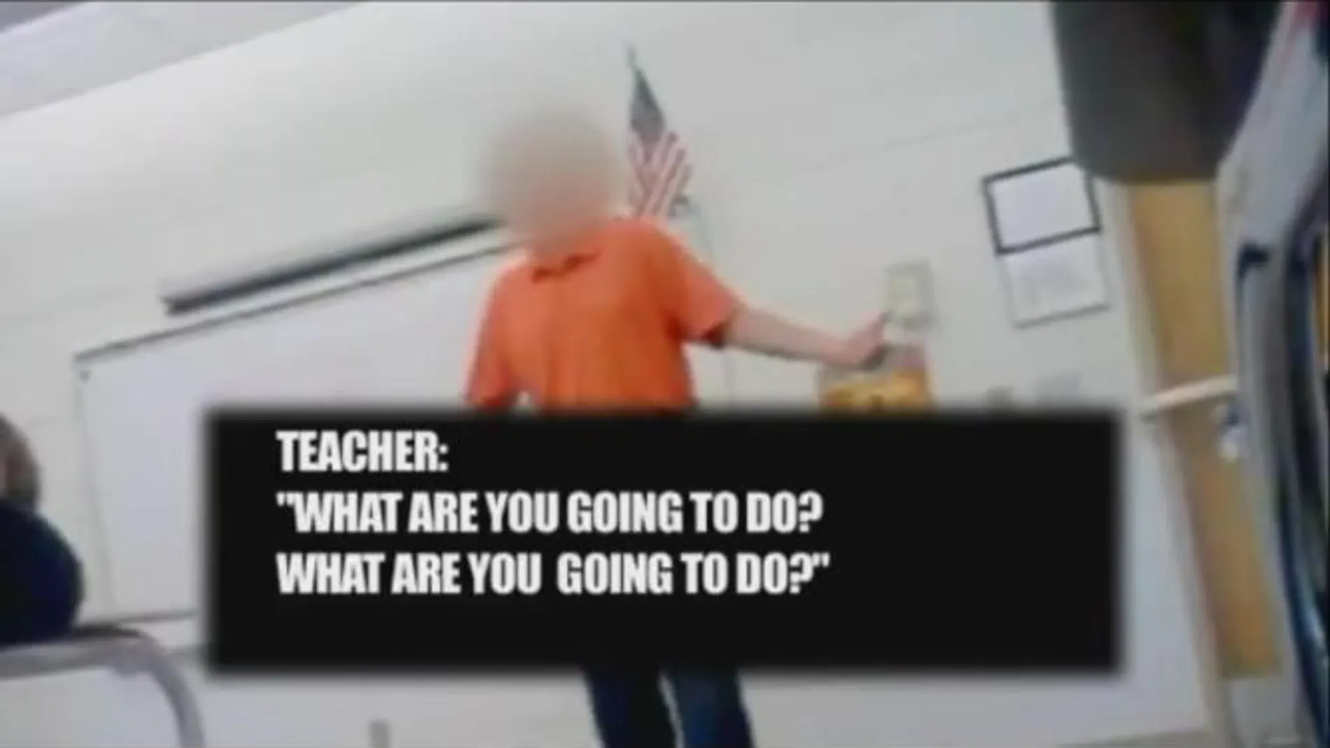 Un alumno graba con el móvil el acoso de su profesor