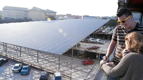 Valcárcel se muestra contrario a cambiar las reglas del sector fotovoltaico a mitad de juego