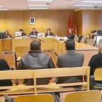 Ocho personas se sentaron ayer en el banquillo de la Audiencia Provincial imputados en el caso «El Molar»