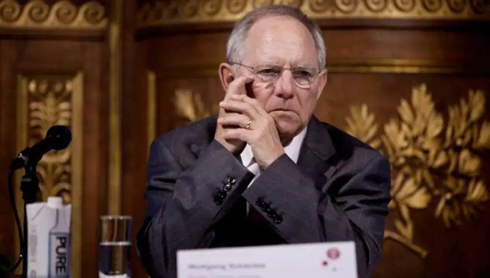 Schäuble: «De ninguna manera» será España la nueva Grecia