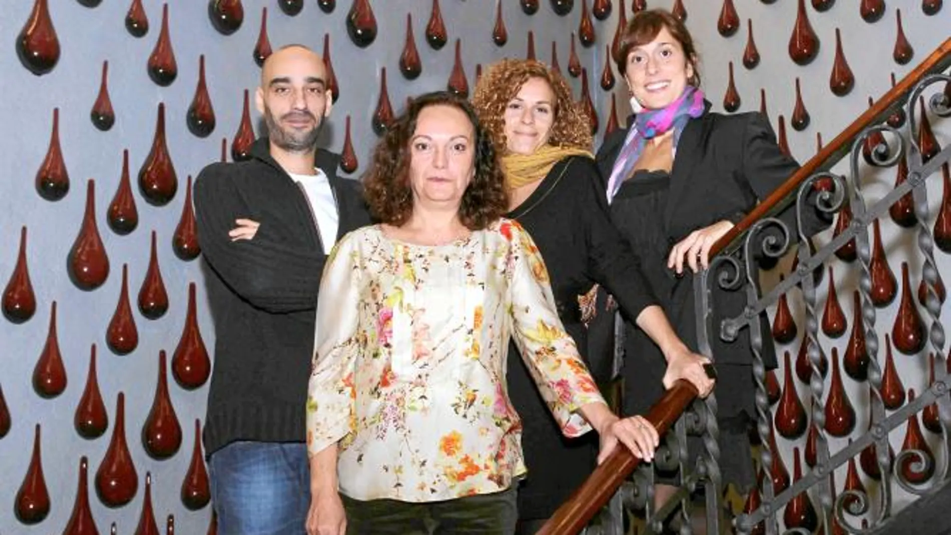 Juan Carlos Martel, Isabel Rocatti, Marta Marco y Clara Segura, ayer en el Lliure de Gràcia