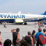 Ryanair es la compañía aérea que más viajeros transporta en España