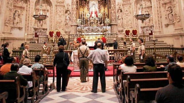 La Capilla Real de la Catedral está siendo restaurada