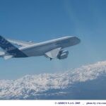 Una veintena de Airbus A380 se tendrán que revisar por unas fisuras