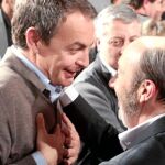 Zapatero: «Veintidós delegados a mí me parecen muchos»
