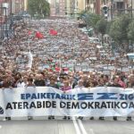 Miles de personas se manifiestan contra la sentencia del caso «Bateragune»