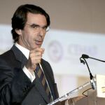 El presidente del Gobierno José María Aznar