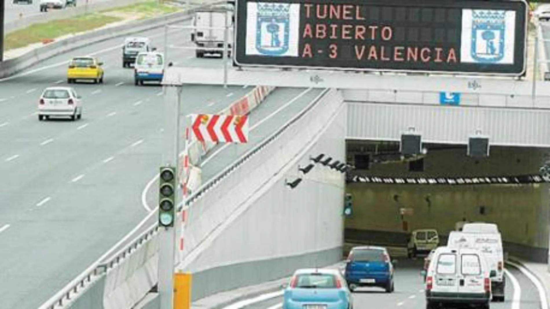 Interior quiere rebajar los límites de velocidad en Madrid y Sevilla