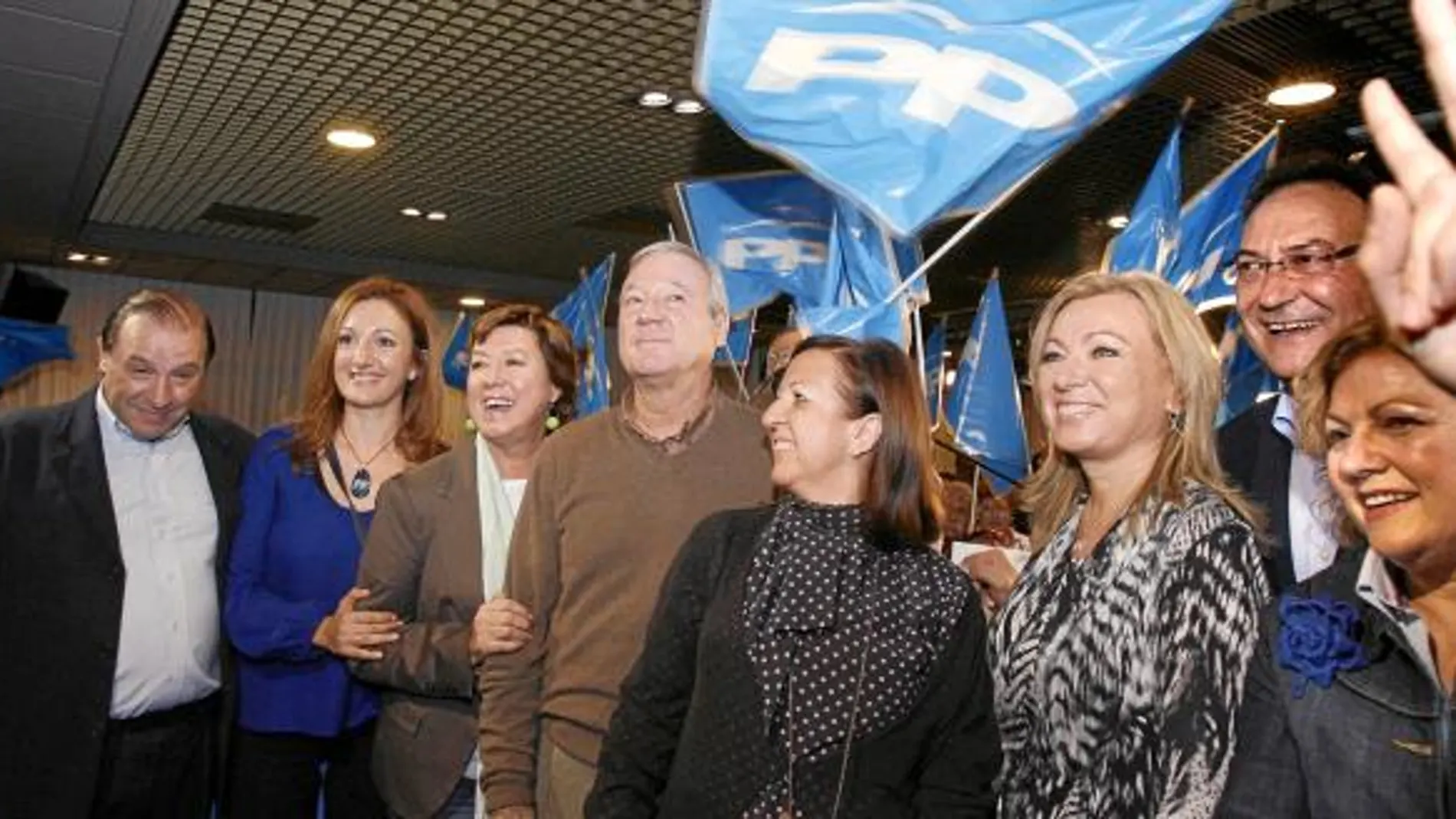 La populares celebraron por todo lo alto la victoria sin precedentes que obtuvieron en la Región de Murcia