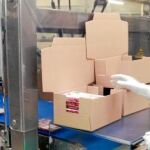 Una trabajadora de la planta de Campofrío en la localidad soriana de Ólvega