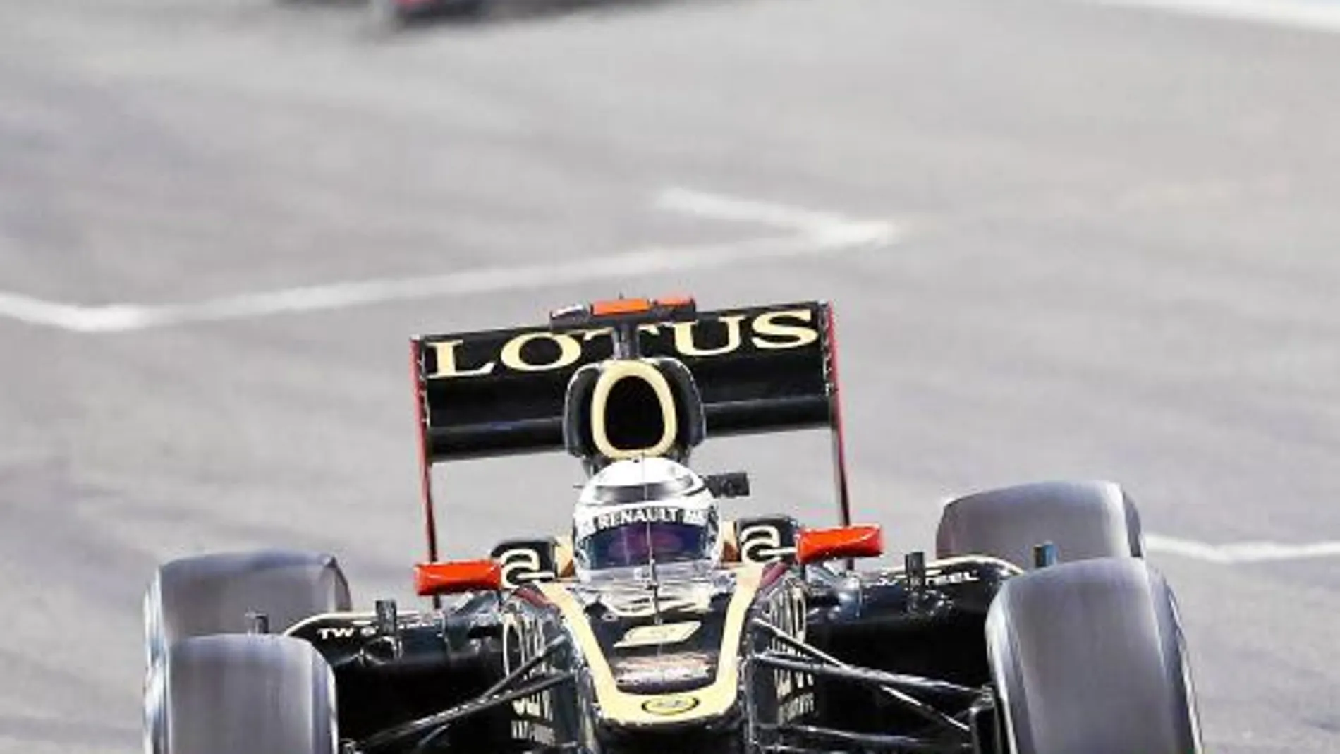 EL Lotus de RAIKKöNEN ganó la partida a Ferrari a pesar de los esfuerzos de Alonso