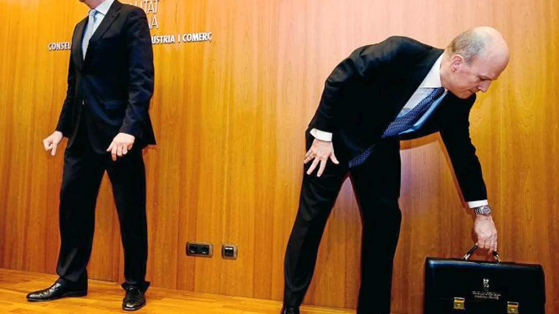 Buch anima a los empresarios a ir «sacando pecho»