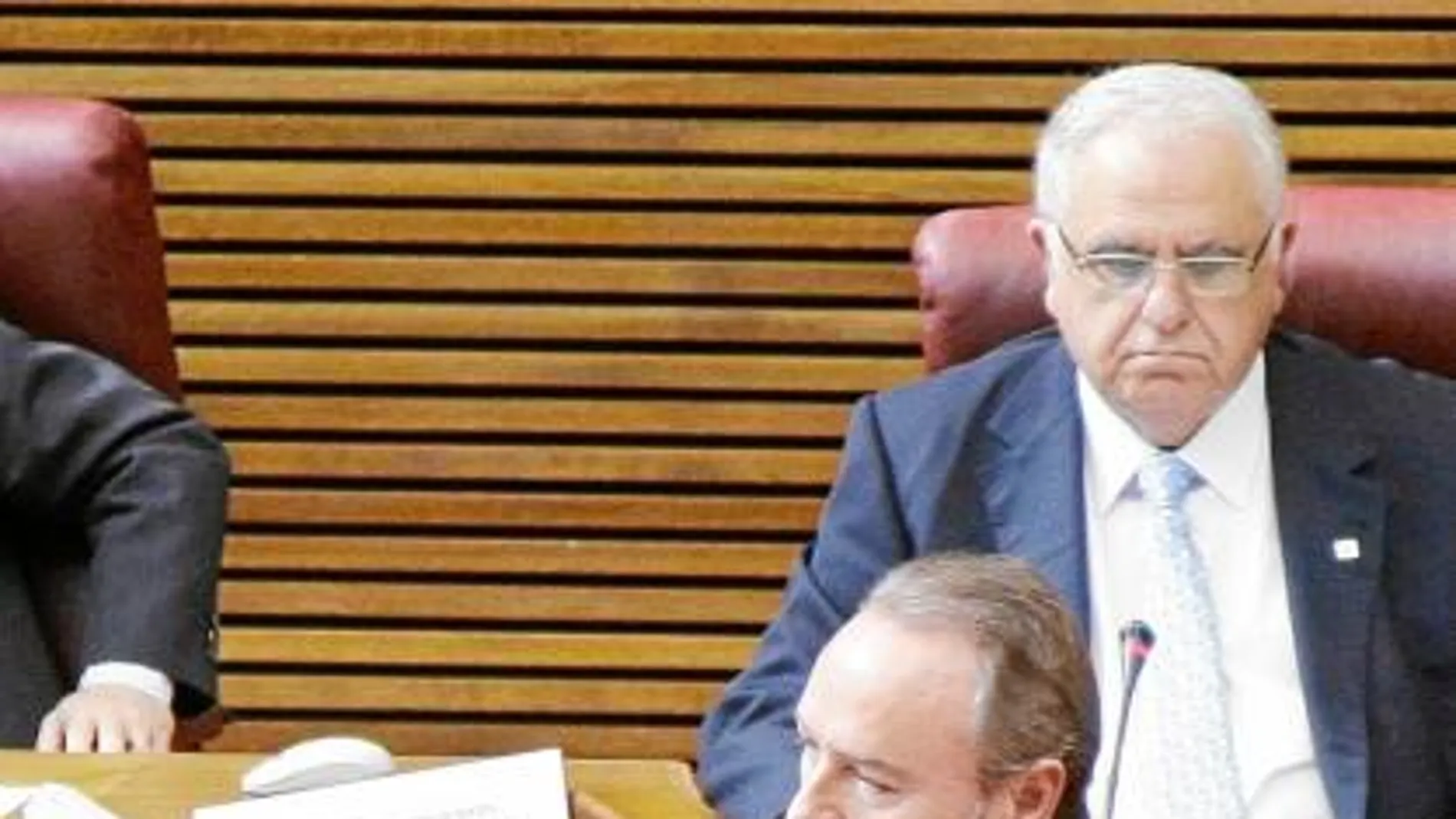 Fabra defiende los ajustes para pedir mejor financiación