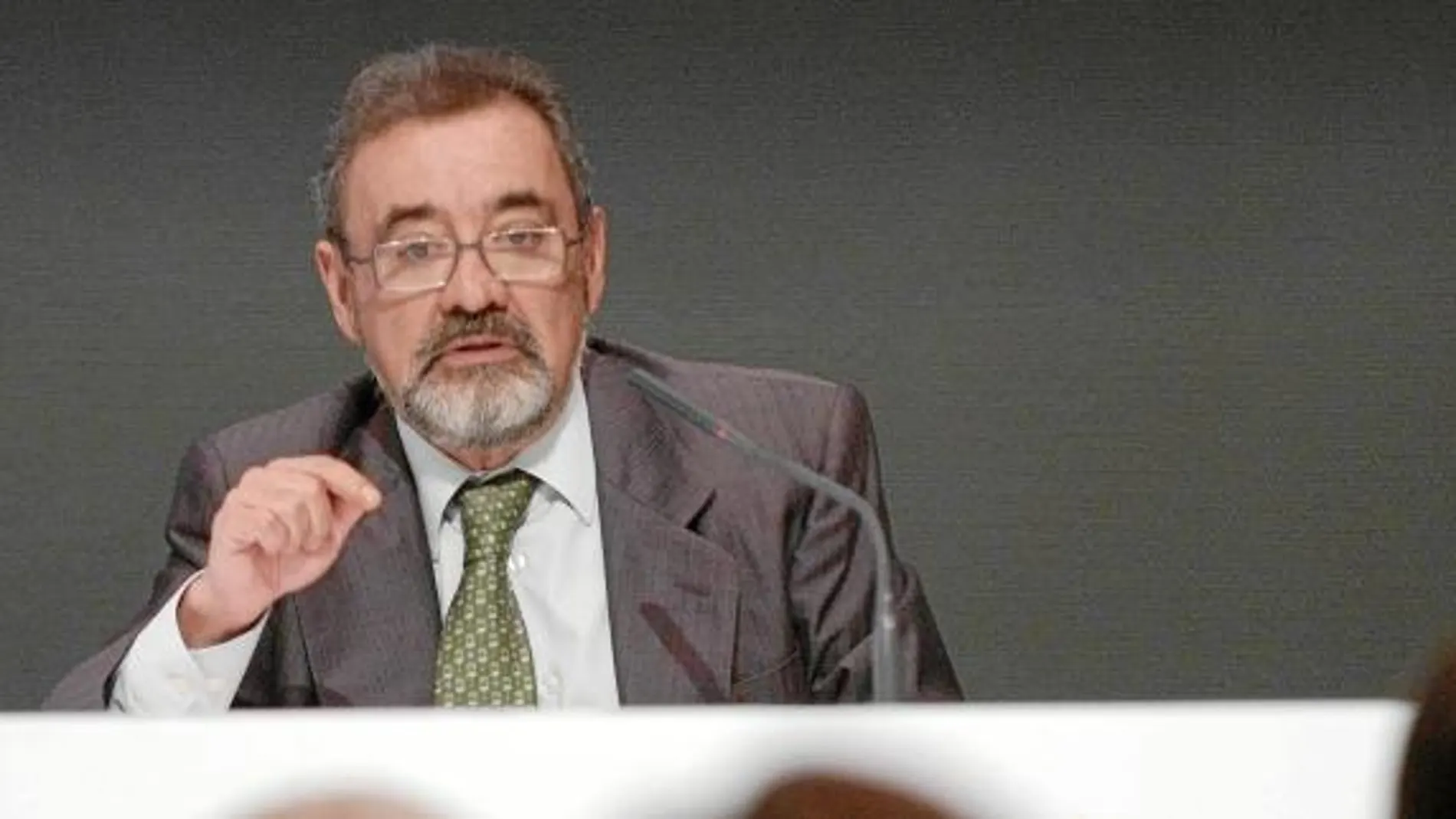El presidente de la CEV y de Cierval, José Vicente González, durante una Asamblea