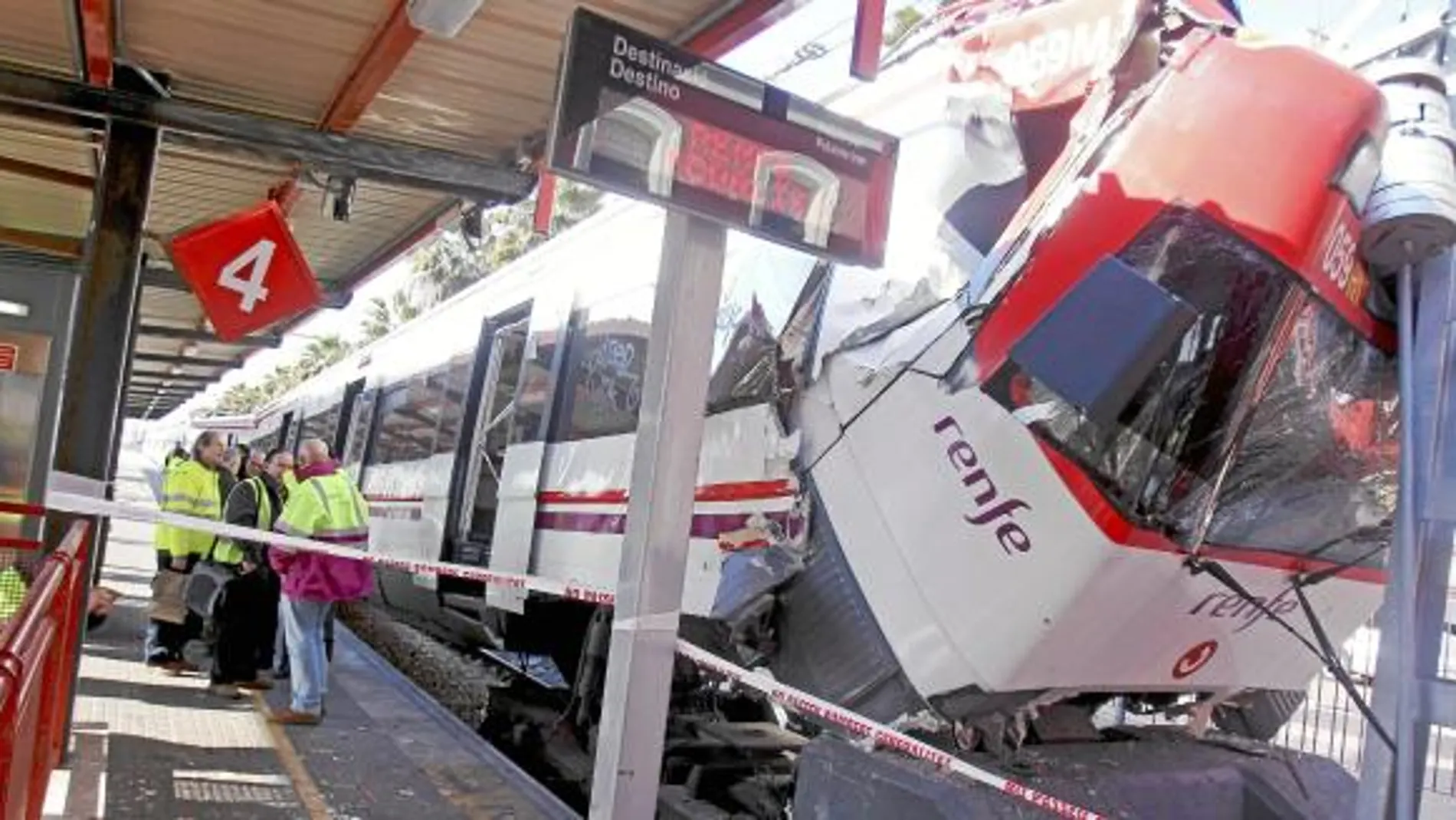 El tercer accidente de tren en un mes deja 10 heridos