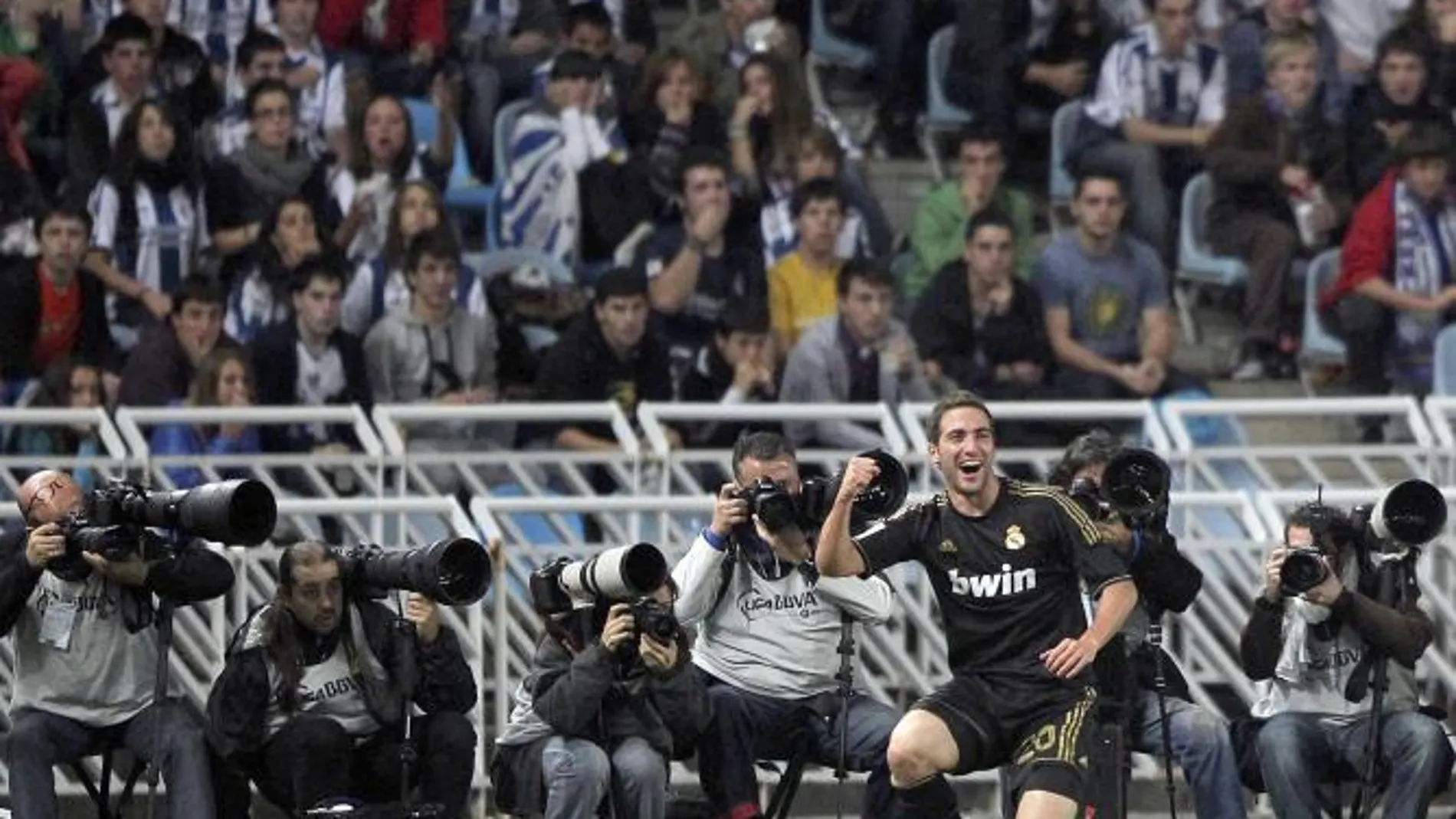 Higuaín volvió a ser puntual en su cita con el gol; en Anoeta hizo el tanto que dio la victoria al Real Madrid