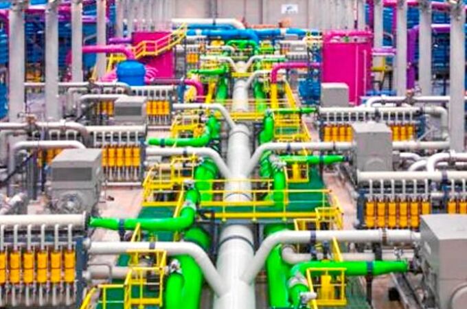 Las plantas desalinizadoras requieren de gran cantidad de energía