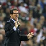 Capello dimite como seleccionador británico de fútbol