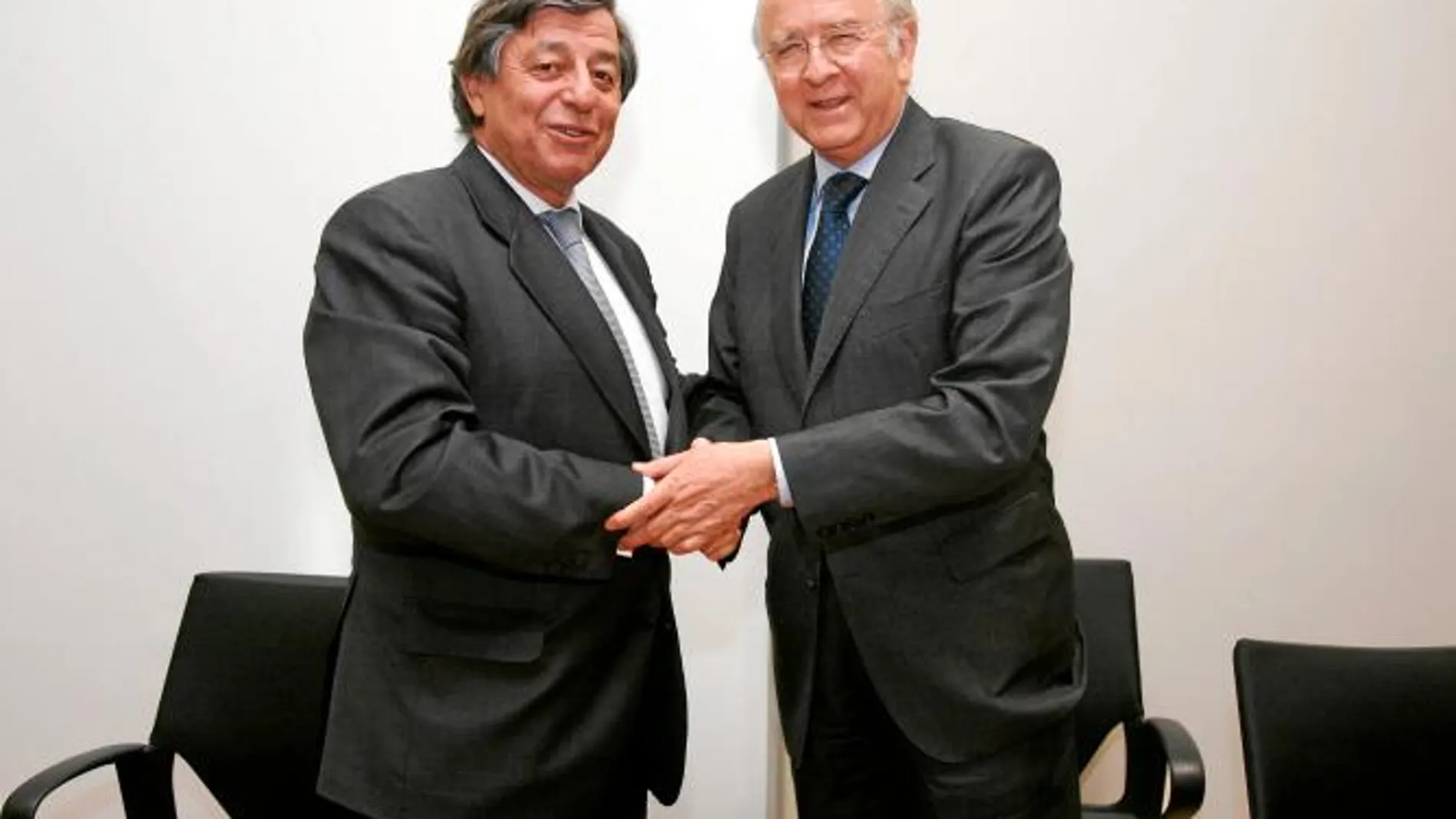 BMN y Redsa se unen para desarrollar un plan estratégico para financiar la sanidad
