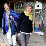 Dos francesas viven recluidas en una cueva por una afección causada por los móviles e Internet