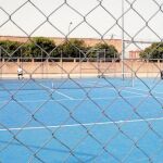Los socialistas indican que se han suprimido más de 100 programas d