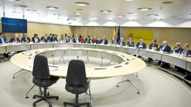 Bernal dice que la aprobación del plan de reequilibrio confirma la «credibilidad»