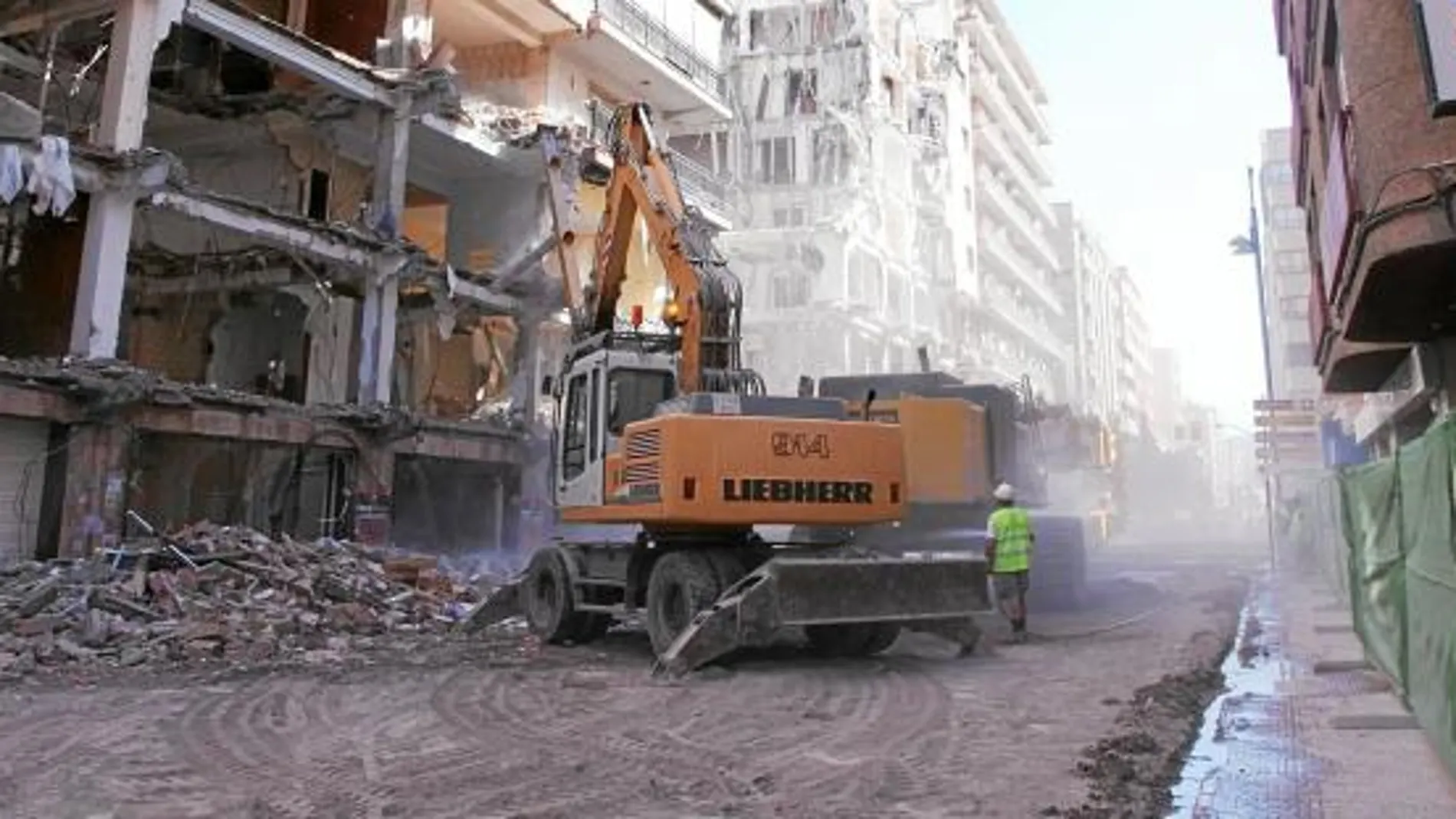 Jódar anuncia el derribo de 168 edificios en los próximos dos meses