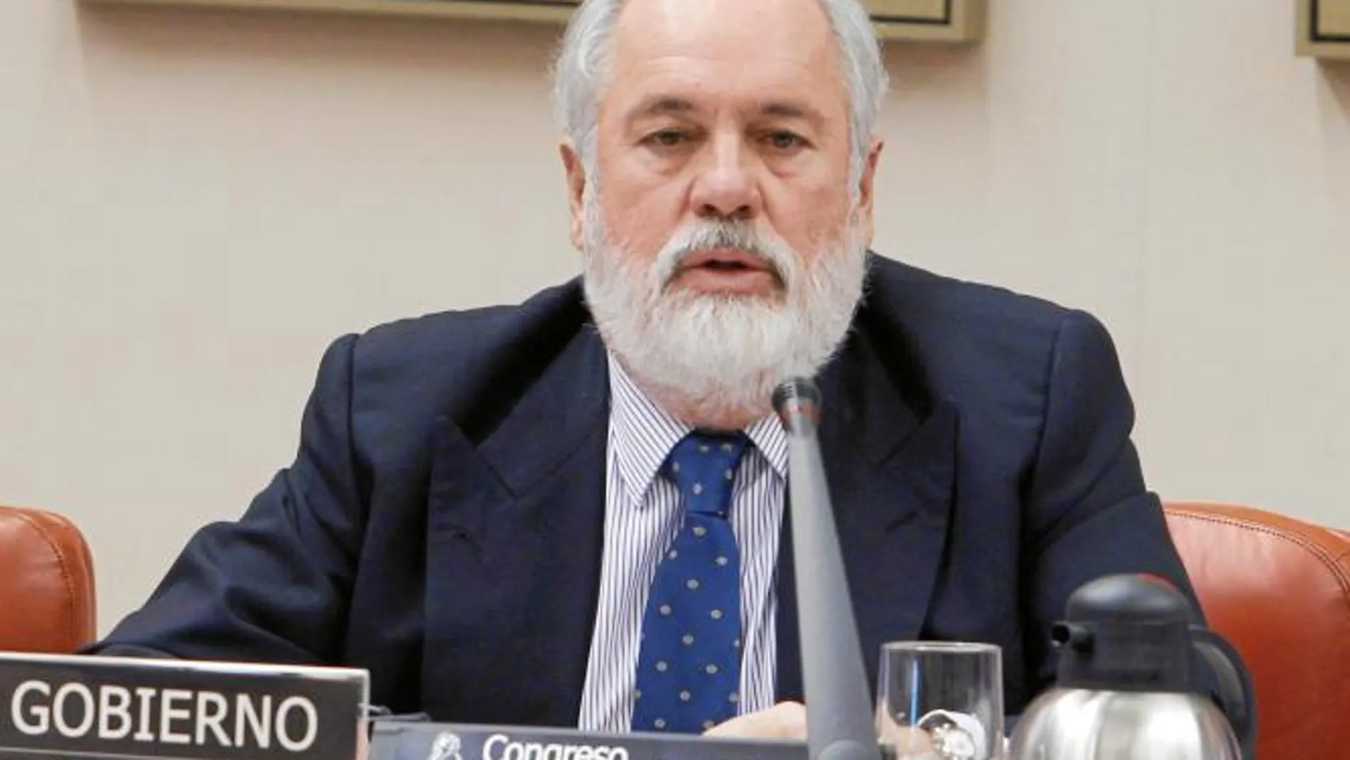 Coag pide a Cañete más control ante las prácticas comerciales abusivas