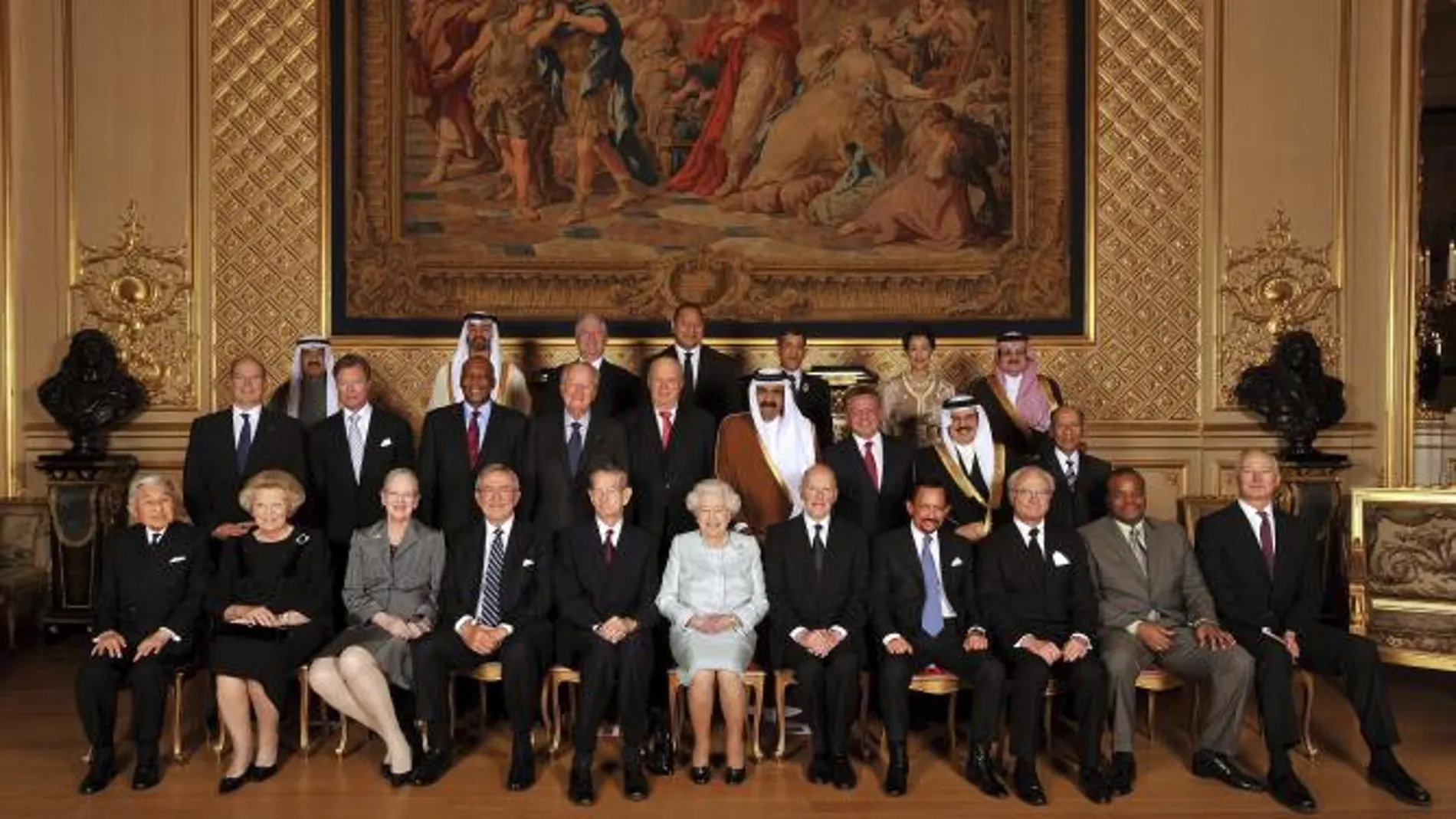Isabel II celebra sus 60 años en el trono con 26 monarquías