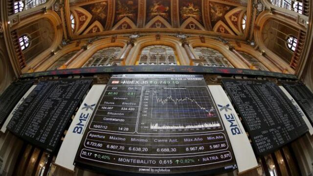 Sube el Ibex baja la prima de riesgo y el bono cae por debajo del 7%