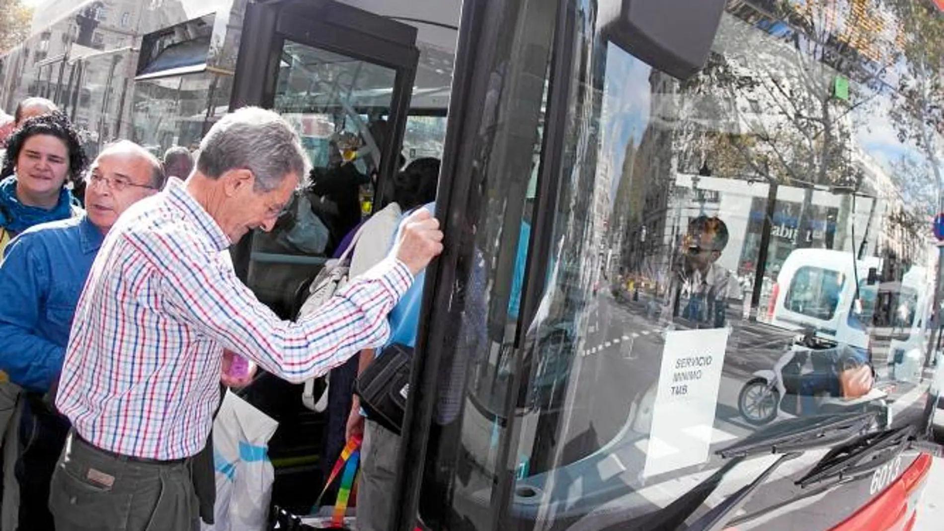 Los paros de los autobuses siempre provocan problemas de tráfico en Barcelona