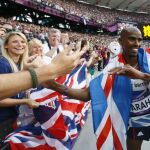 El atleta británico Mohamed Farah logró el doblete olímpico del fondo con su victoria en 5.000 metros