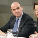 Suprimir la paga de Navidad a los funcionarios ahorrará 4500 millones