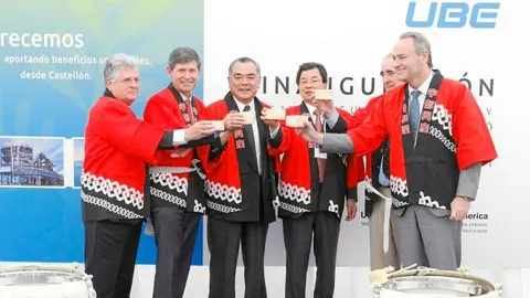 Fabra ofrece el suelo industrial valenciano a inversores privados
