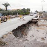 Imagen de una de las carreteras afectadas por las fuertes lluvias en el municipio de Lorca