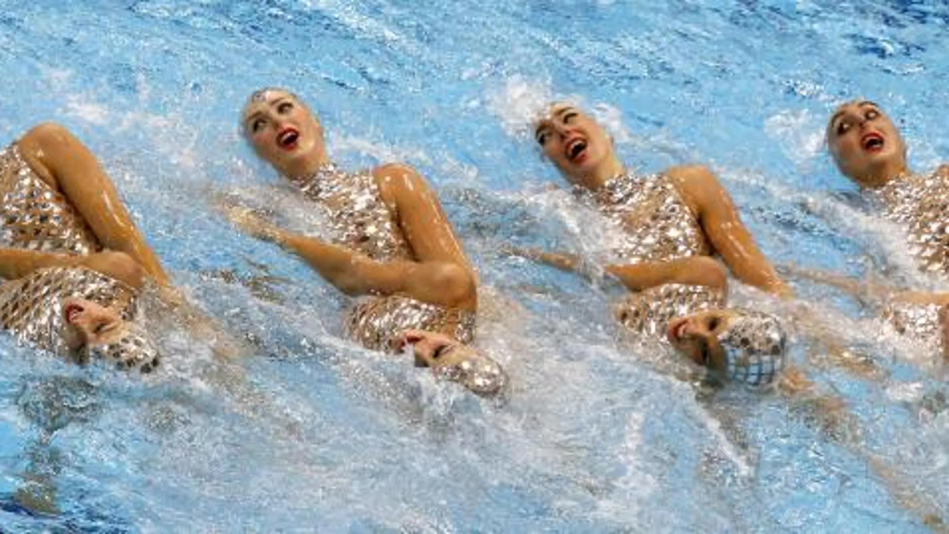 El equipo español de natación sincronizada
