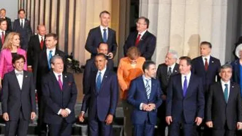 La OTAN sigue sin Hollande