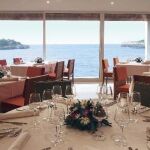 Comedor con vistas al mar