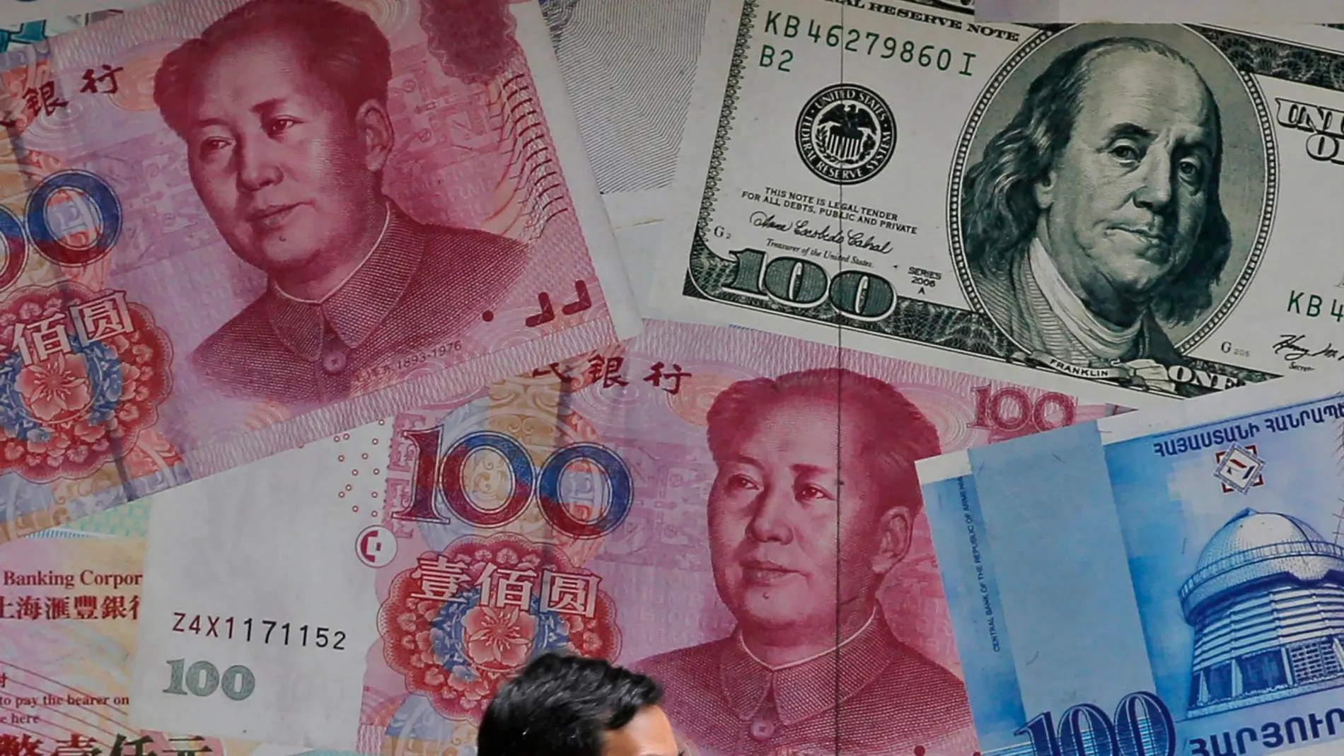EEUU acusa a China de "manipular divisas"y amenaza con represalias